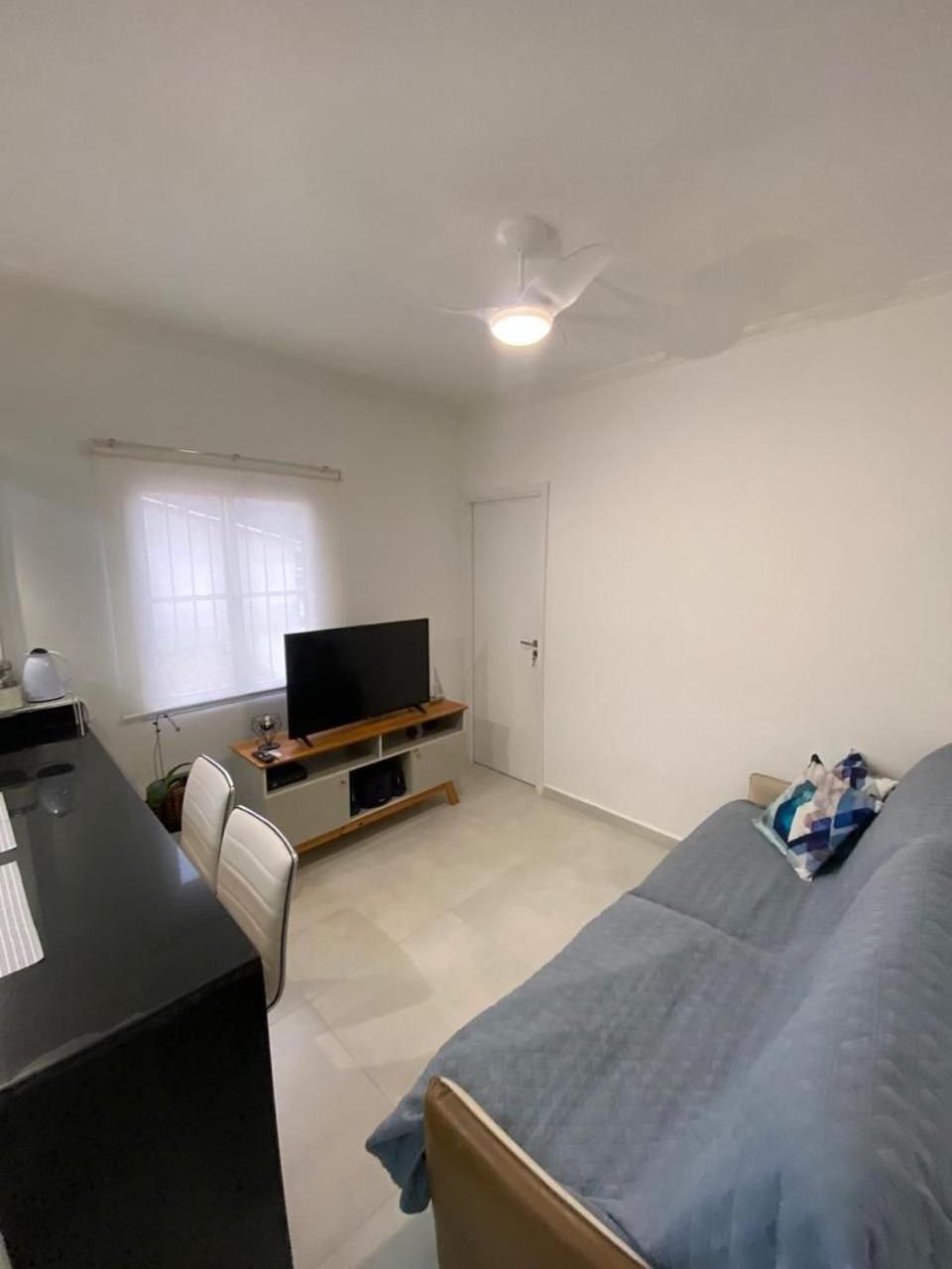 Canto Forte- Suite C/Varanda - Ate 5 Hospedes- Garagem - Wi Fi E 200 Metros Da Praia, 50 Metros Da Av Gastronomica Da Pg Прая Гранде Екстериор снимка