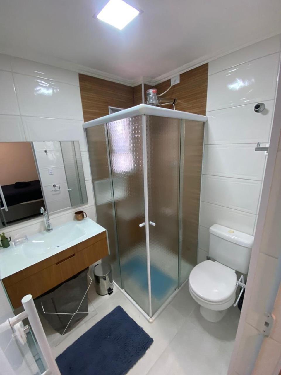 Canto Forte- Suite C/Varanda - Ate 5 Hospedes- Garagem - Wi Fi E 200 Metros Da Praia, 50 Metros Da Av Gastronomica Da Pg Прая Гранде Екстериор снимка
