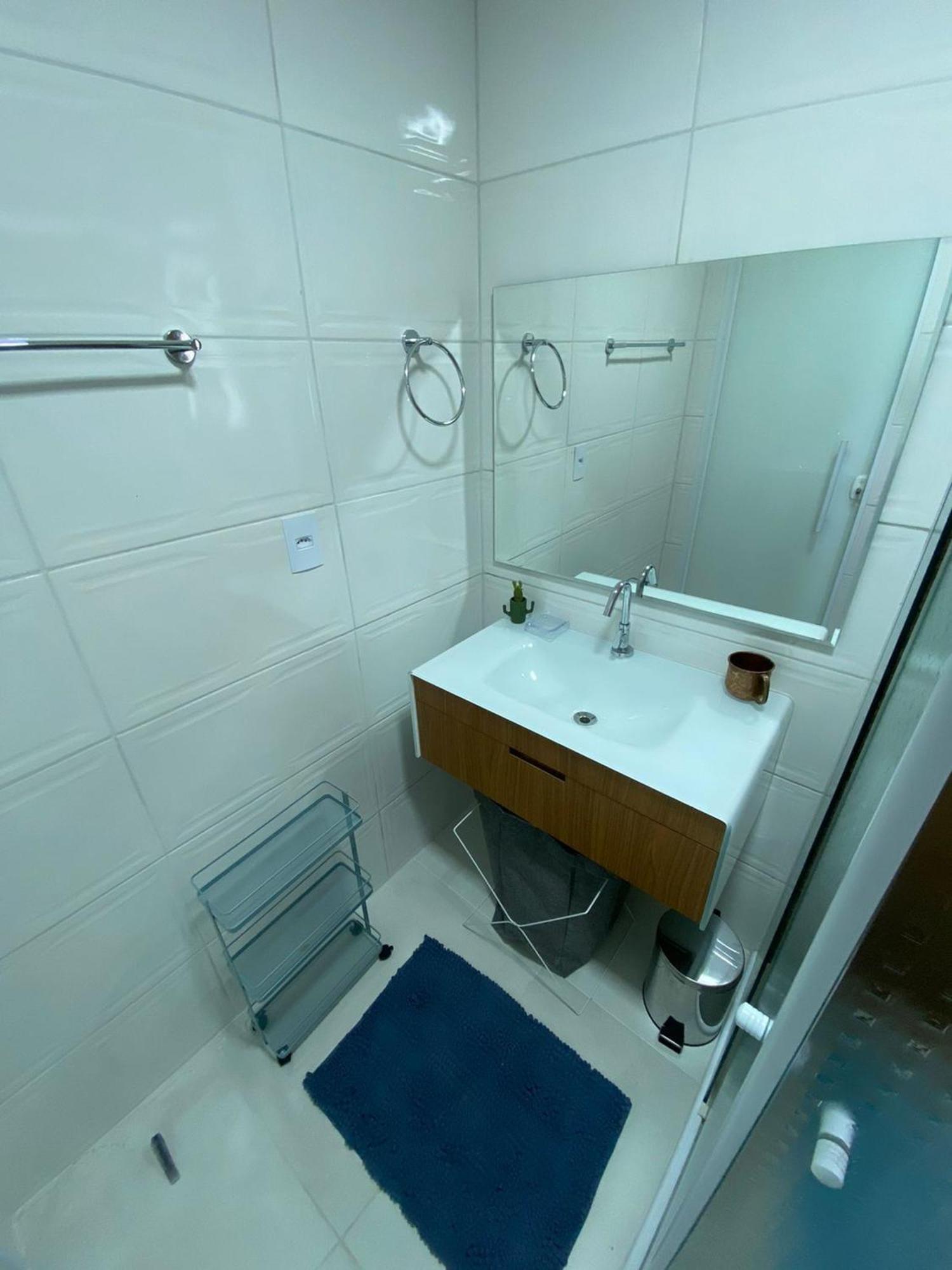 Canto Forte- Suite C/Varanda - Ate 5 Hospedes- Garagem - Wi Fi E 200 Metros Da Praia, 50 Metros Da Av Gastronomica Da Pg Прая Гранде Екстериор снимка