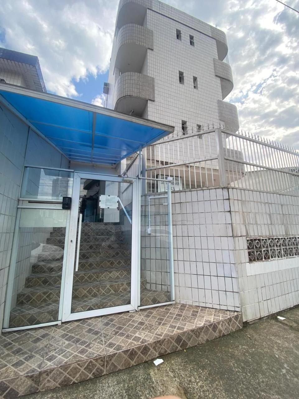 Canto Forte- Suite C/Varanda - Ate 5 Hospedes- Garagem - Wi Fi E 200 Metros Da Praia, 50 Metros Da Av Gastronomica Da Pg Прая Гранде Екстериор снимка
