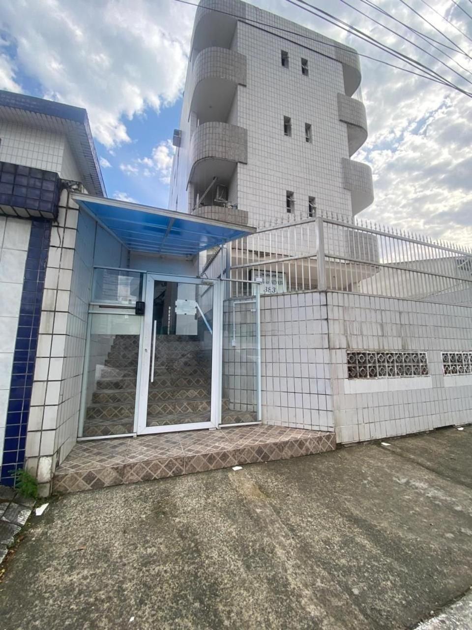 Canto Forte- Suite C/Varanda - Ate 5 Hospedes- Garagem - Wi Fi E 200 Metros Da Praia, 50 Metros Da Av Gastronomica Da Pg Прая Гранде Екстериор снимка